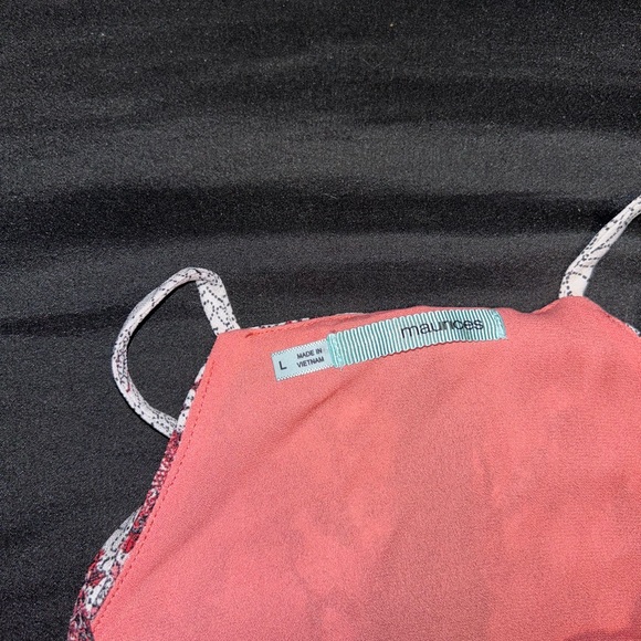 Maurices tank top size large - Picture 2 of 4